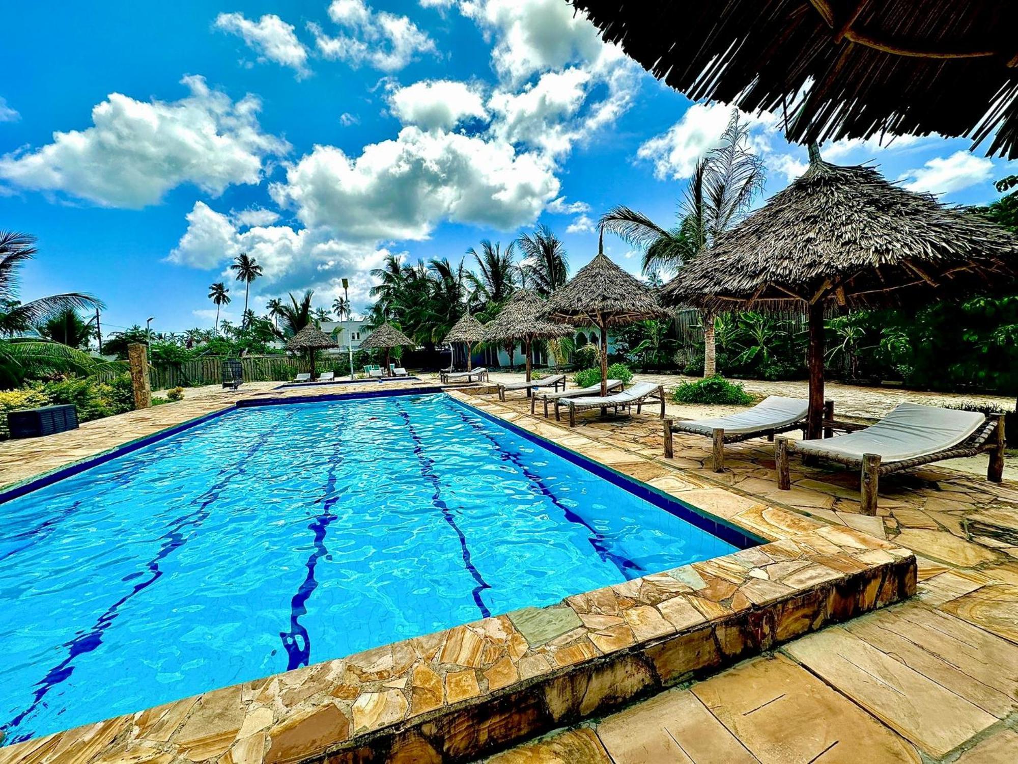 Mambo Ocean Resort Pwani Mchangani Kültér fotó