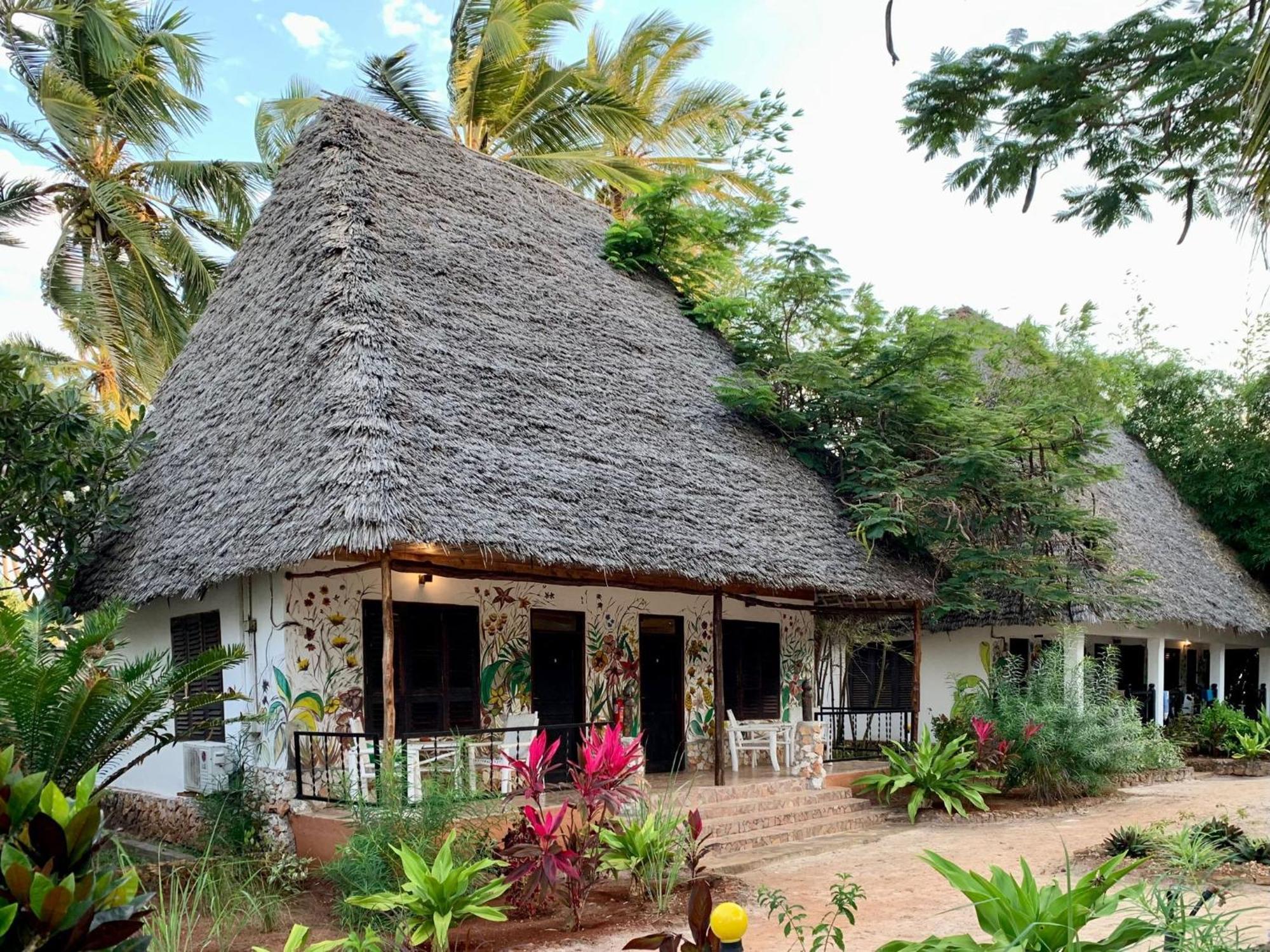Mambo Ocean Resort Pwani Mchangani Kültér fotó