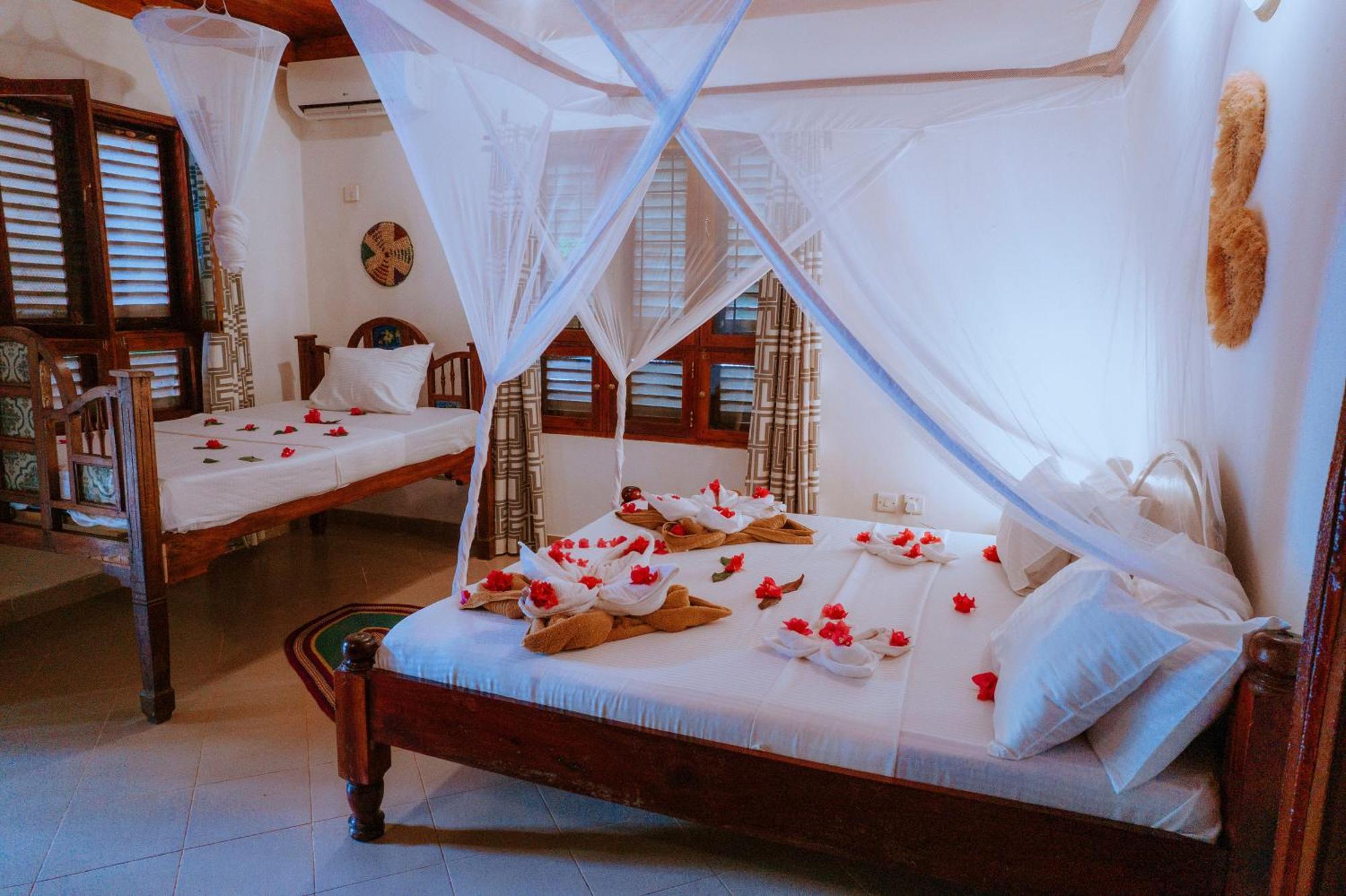 Mambo Ocean Resort Pwani Mchangani Kültér fotó